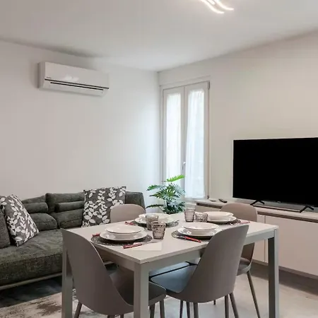 Appartement Essenza Moderna - Centro & Relax *